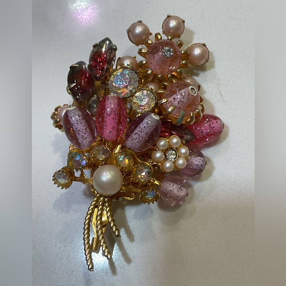 Vintage Pink and Gold Cluster Brooch